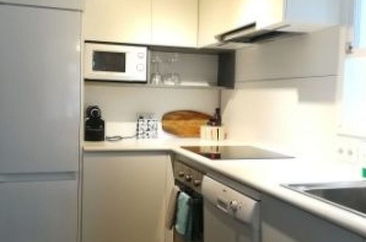 Appartement Touristenwohnung "Pins" mit Terrasse