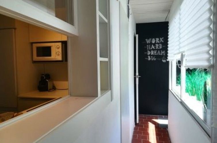 Appartement Touristenwohnung "Pins" mit Terrasse