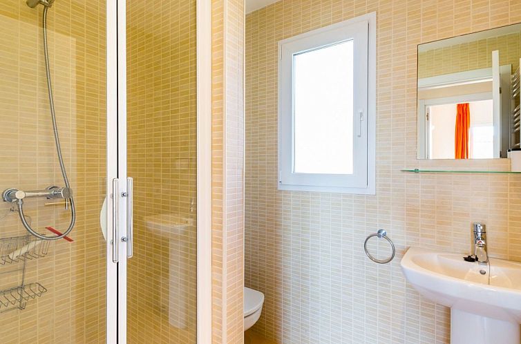 Vakantiehuis Strandnahes Ferienhaus mit schönem Garten