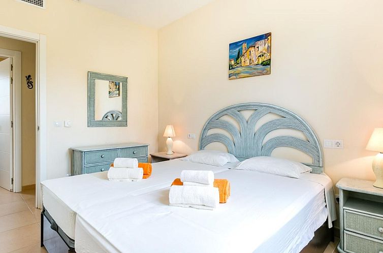 Vakantiehuis Schönes Ferienhaus in Urbanització El Paraís