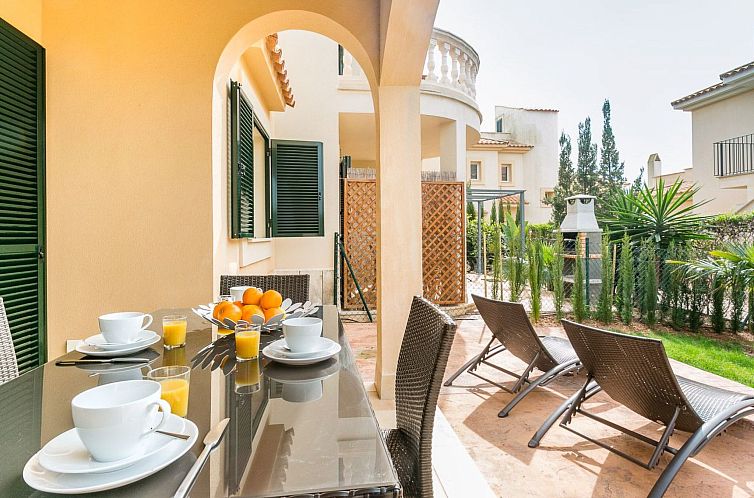 Vakantiehuis mit Dachterrasse und Meerblick