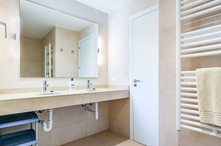 Appartement Wohnung mit gemeinsamem Pool, Grill und Meerblic