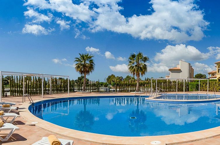 Vakantiehuis Mediterranes Ferienhaus mit privatem Garten