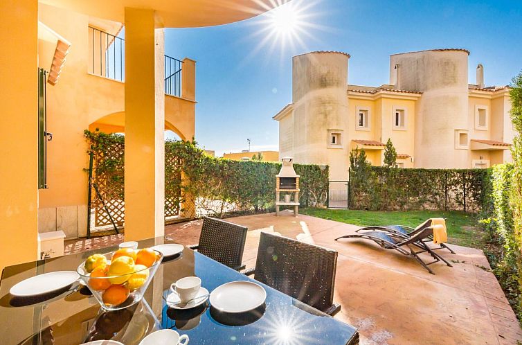 Vakantiehuis mit Dachterrasse und Meerblick