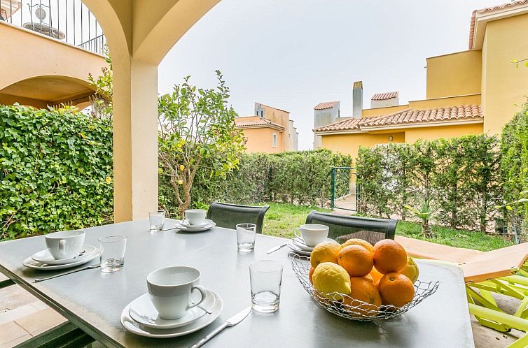 Vakantiehuis Wunderschönes Haus in Urbanització El Paraís