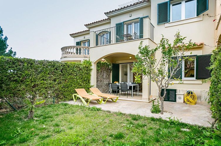 Vakantiehuis Wunderschönes Haus in Urbanització El Paraís