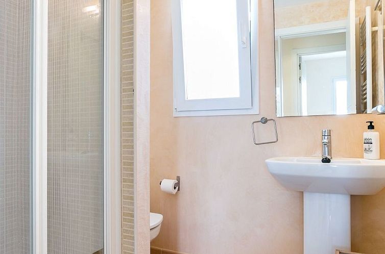 Vakantiehuis Wunderschönes Haus in Urbanització El Paraís