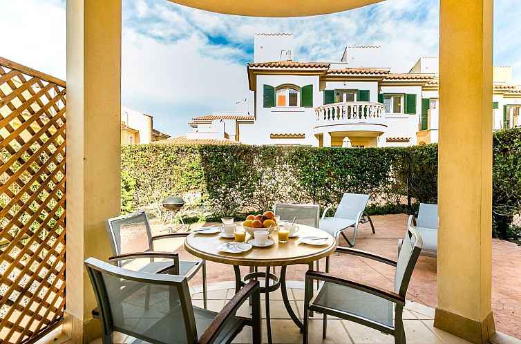 Vakantiehuis Reihenhaus in Strandnähe, Golfplätze in der N