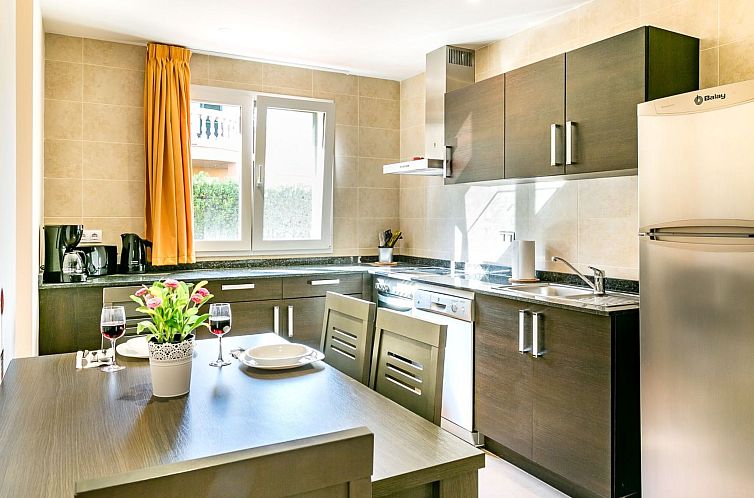 Vakantiehuis Reihenhaus in Strandnähe, Golfplätze in der N