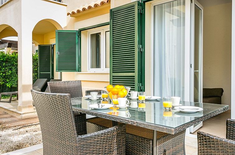 Appartement Modernes Apartment mit Gemeinschaftspool