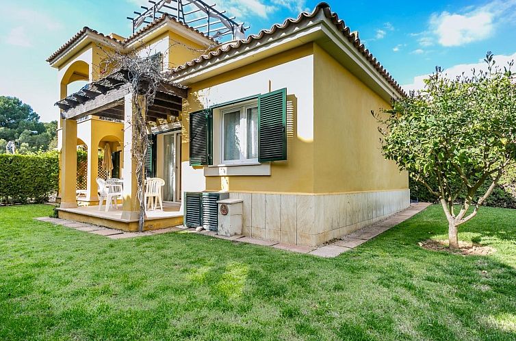 Appartement Mediterranes Appartement mit Pool