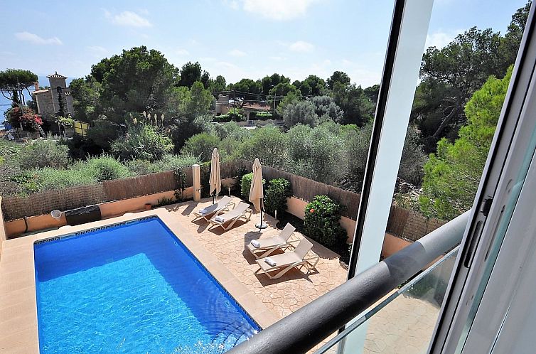 Vakantiehuis Preciosa villa con vistas al mar, piscina priva