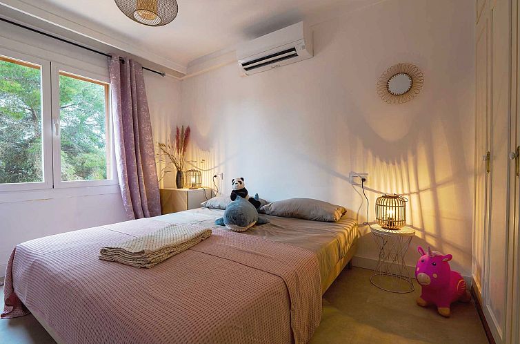 Vakantiehuis mit Privatpool für 5 Personen  + 1 Kind ca. 21