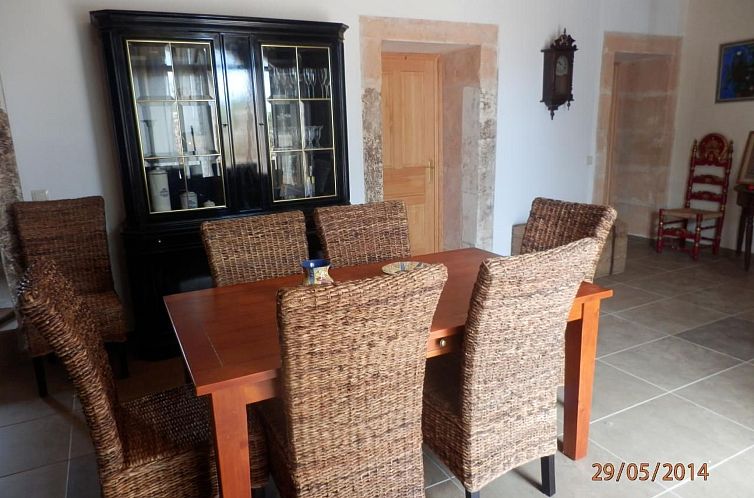 Vakantiehuis Freistehendes Landhaus mit Schwimmbad