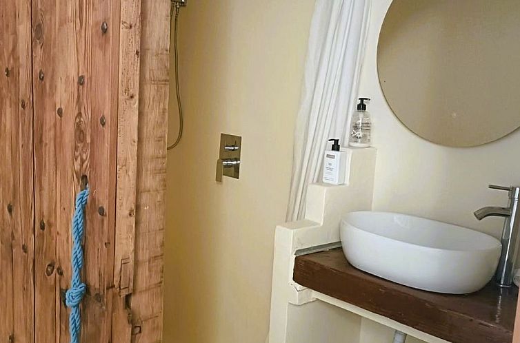 Vakantiehuis mit eigenem Garten und Schwimmbad.