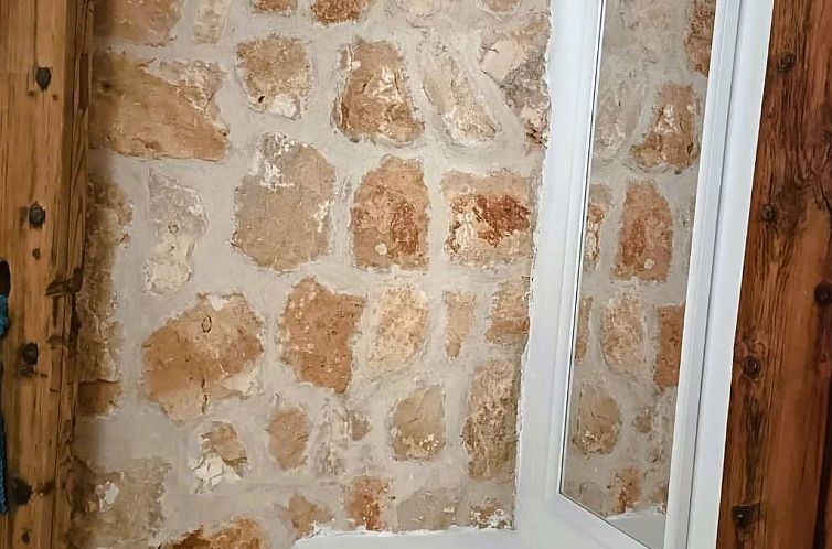 Vakantiehuis mit eigenem Garten und Schwimmbad.