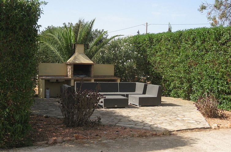 Vakantiehuis Ferienvilla mit Garten, Grill und Terrasse