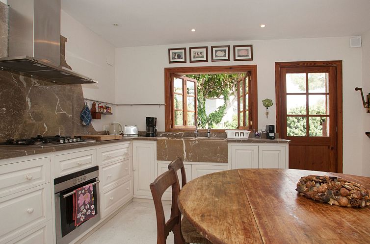 Vakantiehuis Charmante Familienvilla am Meer von Son Veri