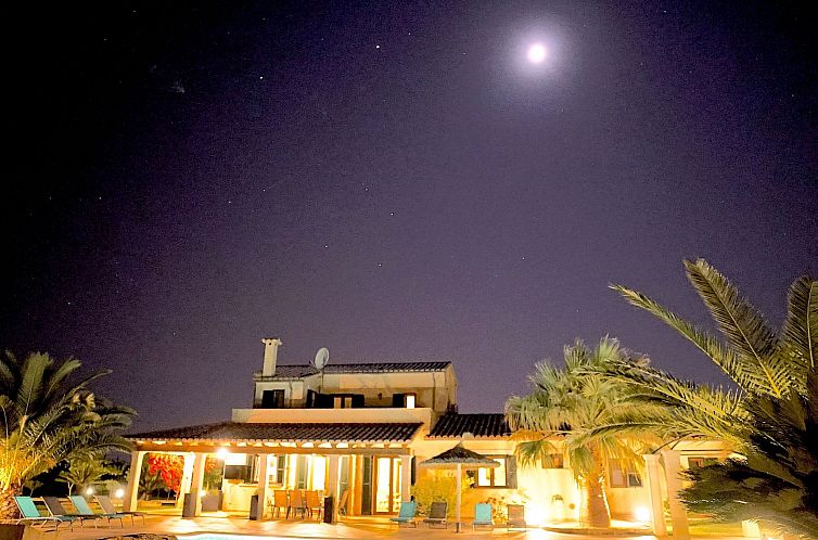 Vakantiehuis Nettes Ferienhaus in Llucmajor mit Großer Terr
