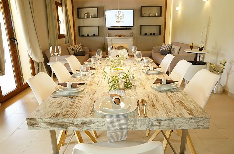 Vakantiehuis Nettes Ferienhaus in Llucmajor mit Großer Terr