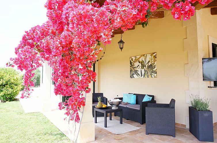 Vakantiehuis Nettes Ferienhaus in Llucmajor mit Großer Terr