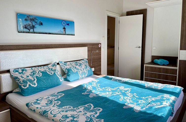 Vakantiehuis Nettes Ferienhaus in Llucmajor mit Großer Terr