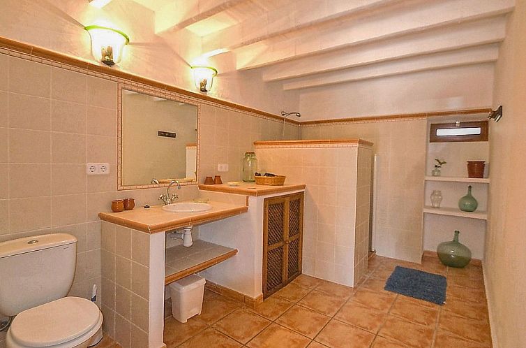 Vakantiehuis Wunderschönes Ferienhaus in Vilafranca De Bona