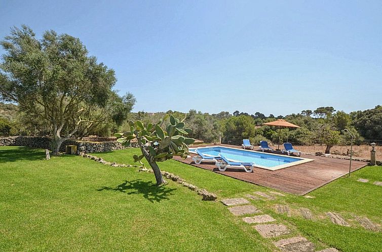 Vakantiehuis Landhaus mit Pool in der Nähe von Porto Cristo