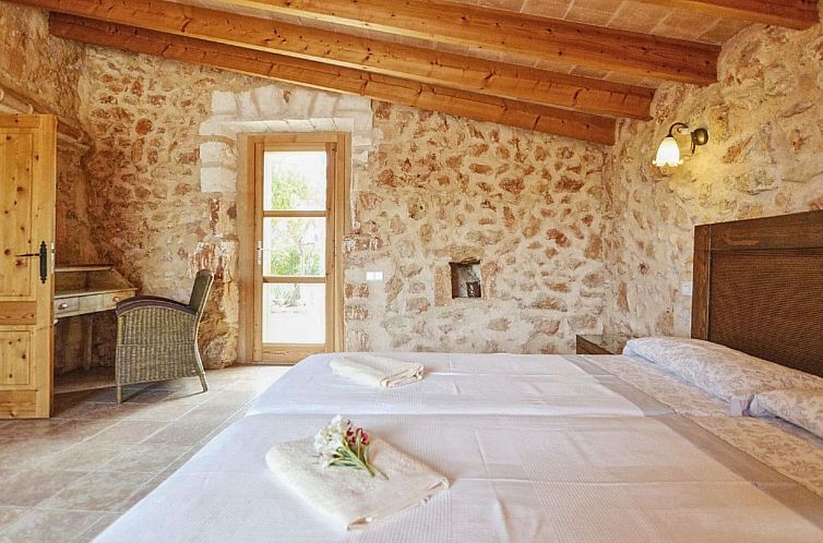 Vakantiehuis Landhaus mit Pool in der Nähe von Porto Cristo