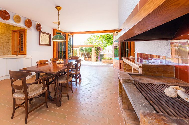 Vakantiehuis Chalet 'Cala Murta' mit eigener Terrasse