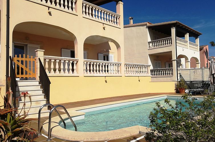 Vakantiehuis Villa "Cajmin" mit eigenem Schwimmbad