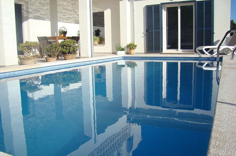 Vakantiehuis Casa Aina mit Pool und Sonnenterrasse