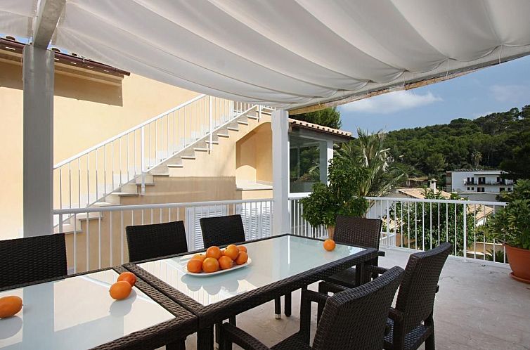 Vakantiehuis Villa Medina, Cala Sant Vicenç
