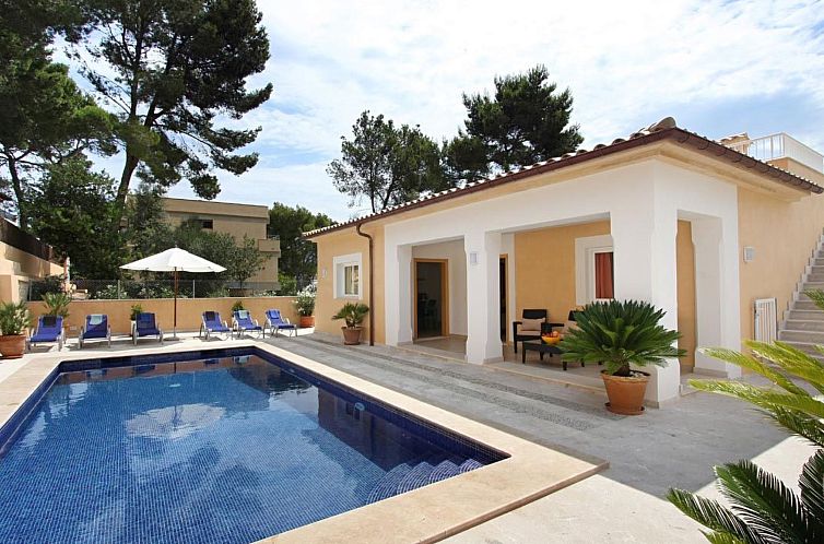 Vakantiehuis Villa Medina, Cala Sant Vicenç