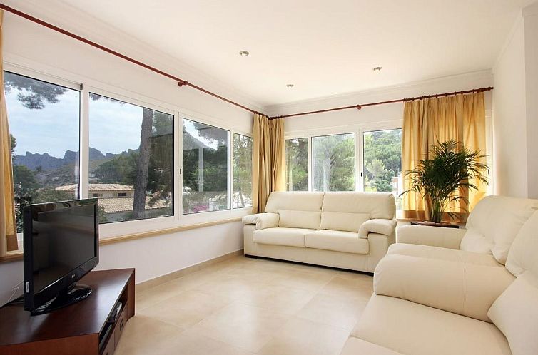 Vakantiehuis Villa Medina, Cala Sant Vicenç