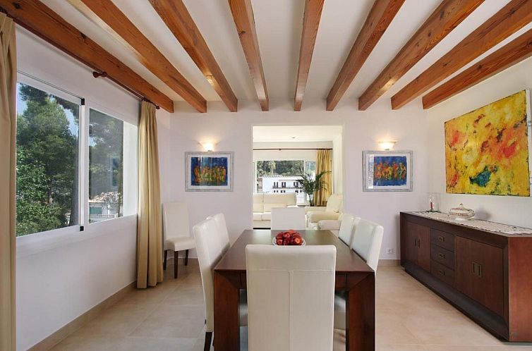 Vakantiehuis Villa Medina, Cala Sant Vicenç