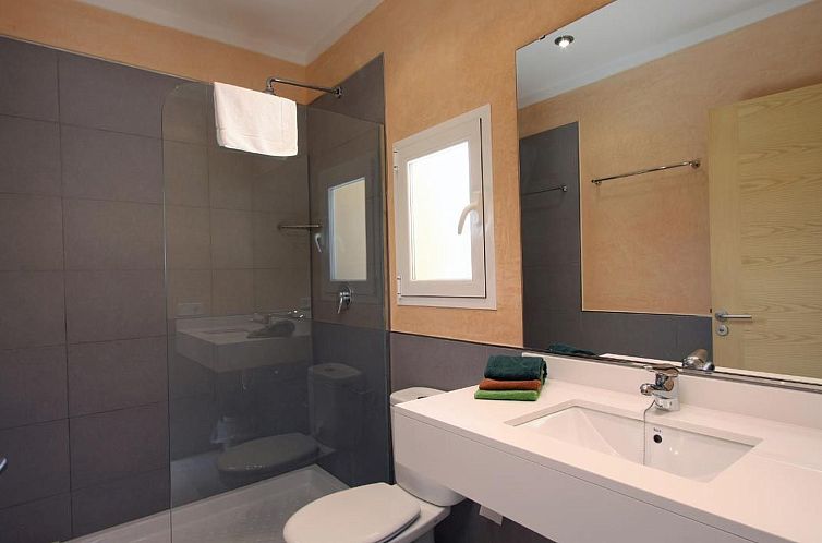 Vakantiehuis Villa Medina, Cala Sant Vicenç