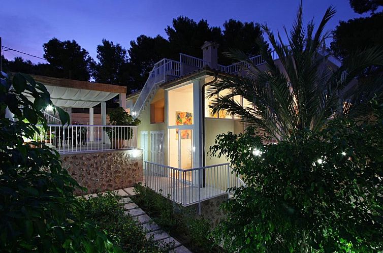 Vakantiehuis Villa Medina, Cala Sant Vicenç