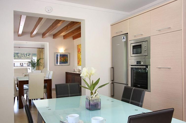 Vakantiehuis Villa Medina, Cala Sant Vicenç