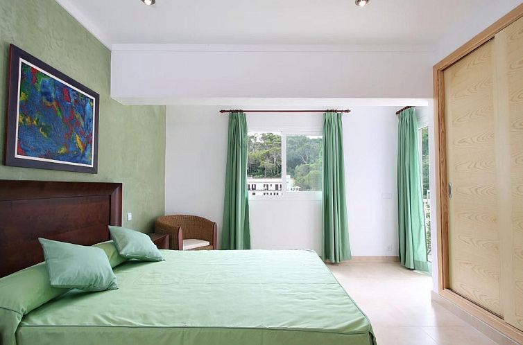 Vakantiehuis Villa Medina, Cala Sant Vicenç