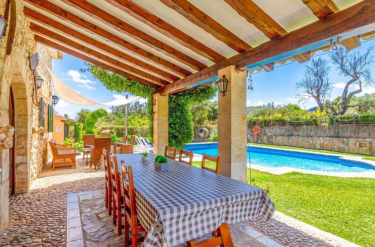 Vakantiehuis Schönes Landhaus in der Nähe von Pollensa