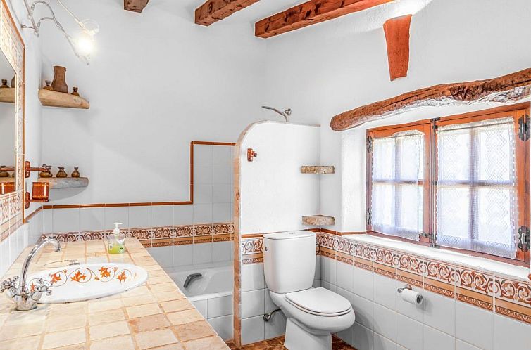 Vakantiehuis Schönes Landhaus in der Nähe von Pollensa