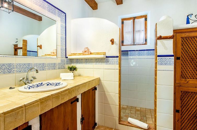 Vakantiehuis Schönes Landhaus in der Nähe von Pollensa