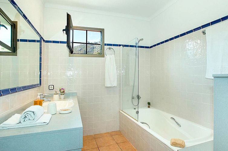 Vakantiehuis Impresionate Villa para 12 , Cala San Vicente