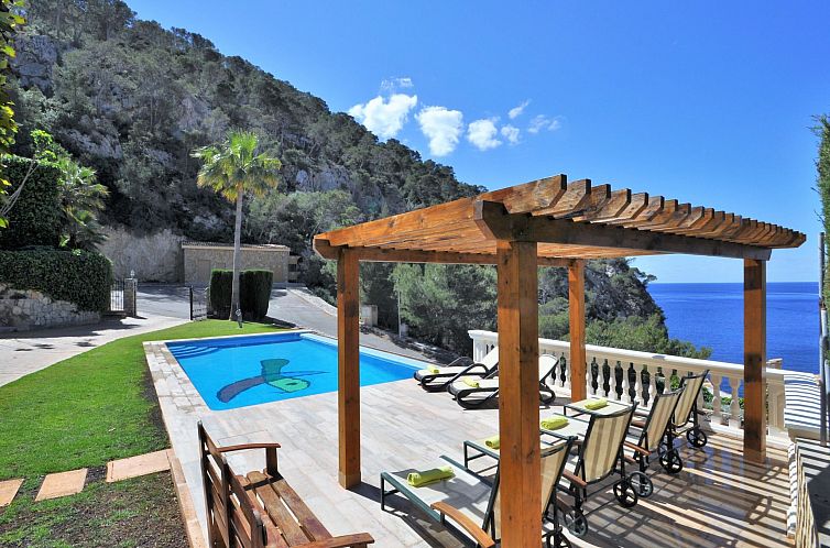 Guest house 1609603 - Holiday property Mallorca - Vakantiehuis Villa CA TOTHOM con vistas al mar Camp de Mar p