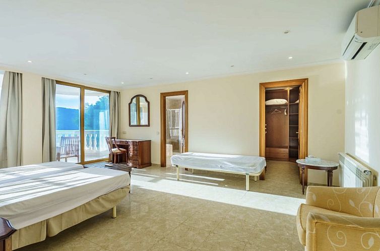 Vakantiehuis VILLA CAMP DE MAR SEA VIEW