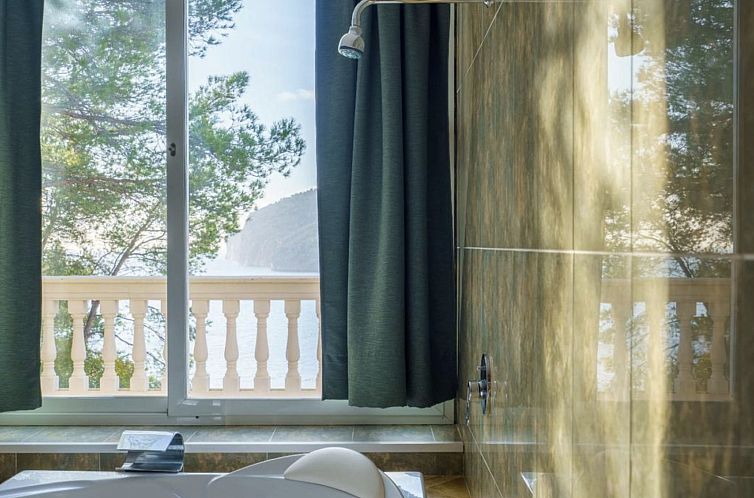 Vakantiehuis VILLA CAMP DE MAR SEA VIEW