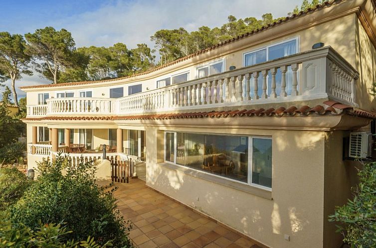 Vakantiehuis VILLA CAMP DE MAR SEA VIEW