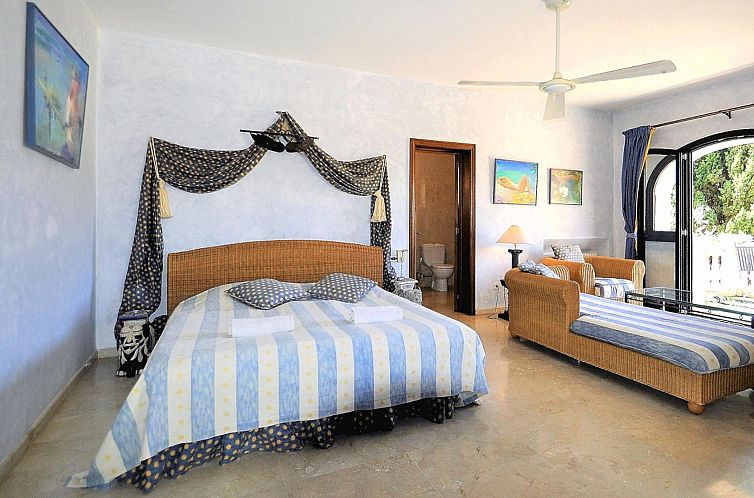 Vakantiehuis Villa LA PERLA NEGRA- Finca con piscina privada