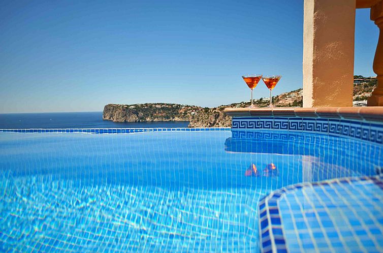 Vrijstaande woning in Port D'andratx